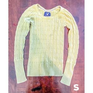 American Eagle sweater